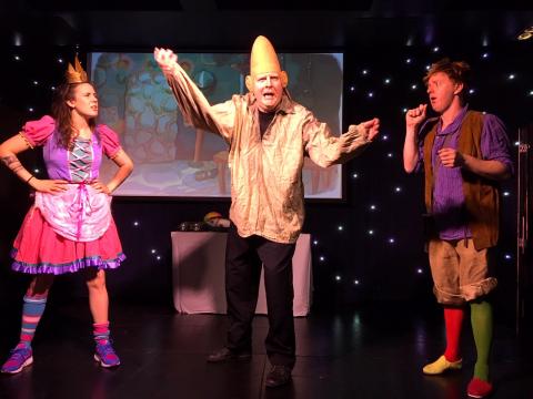 On stage at le Monde